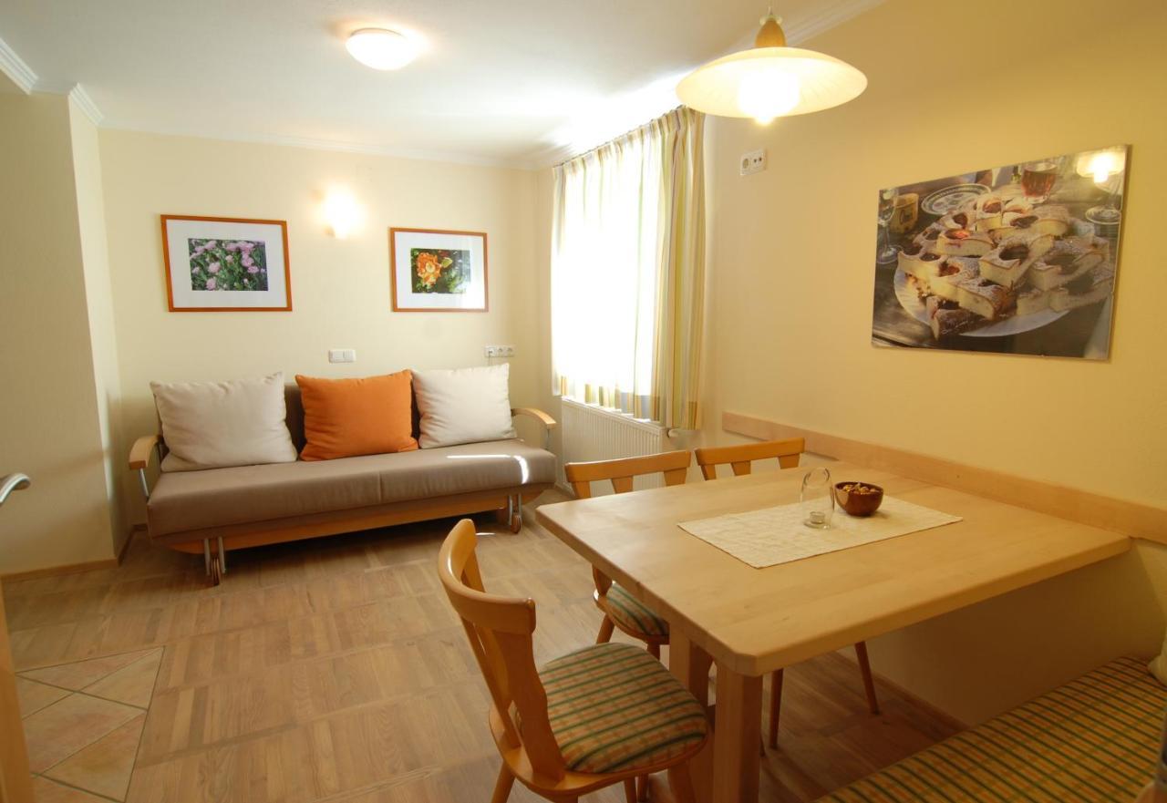 Ferienwohnung Stoeckl ลีโอกัง ภายนอก รูปภาพ